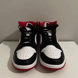 Men’s Air Jordan 1 Mid ‘Black Gym Red’